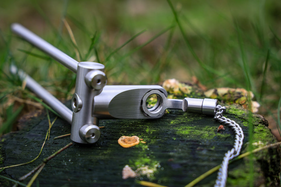 SS - Snag Ears Stainless Steel