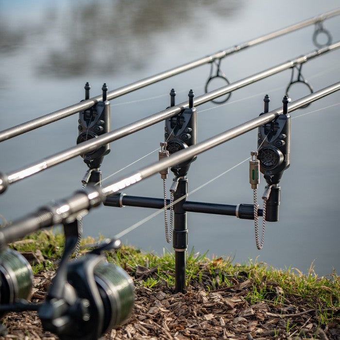Angling Direct Exclusive- Summit Tackle Premier Aluminium 3 Rod Adjustable Buzz Bar - Front